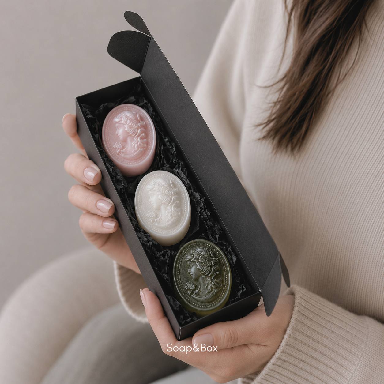 CAMEO SOAP GIFT SET