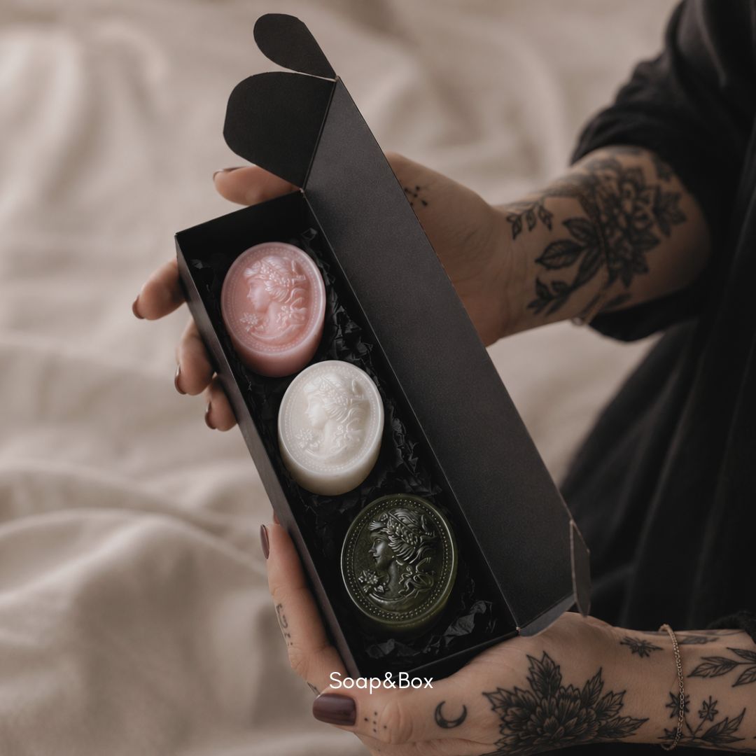 CAMEO SOAP GIFT SET