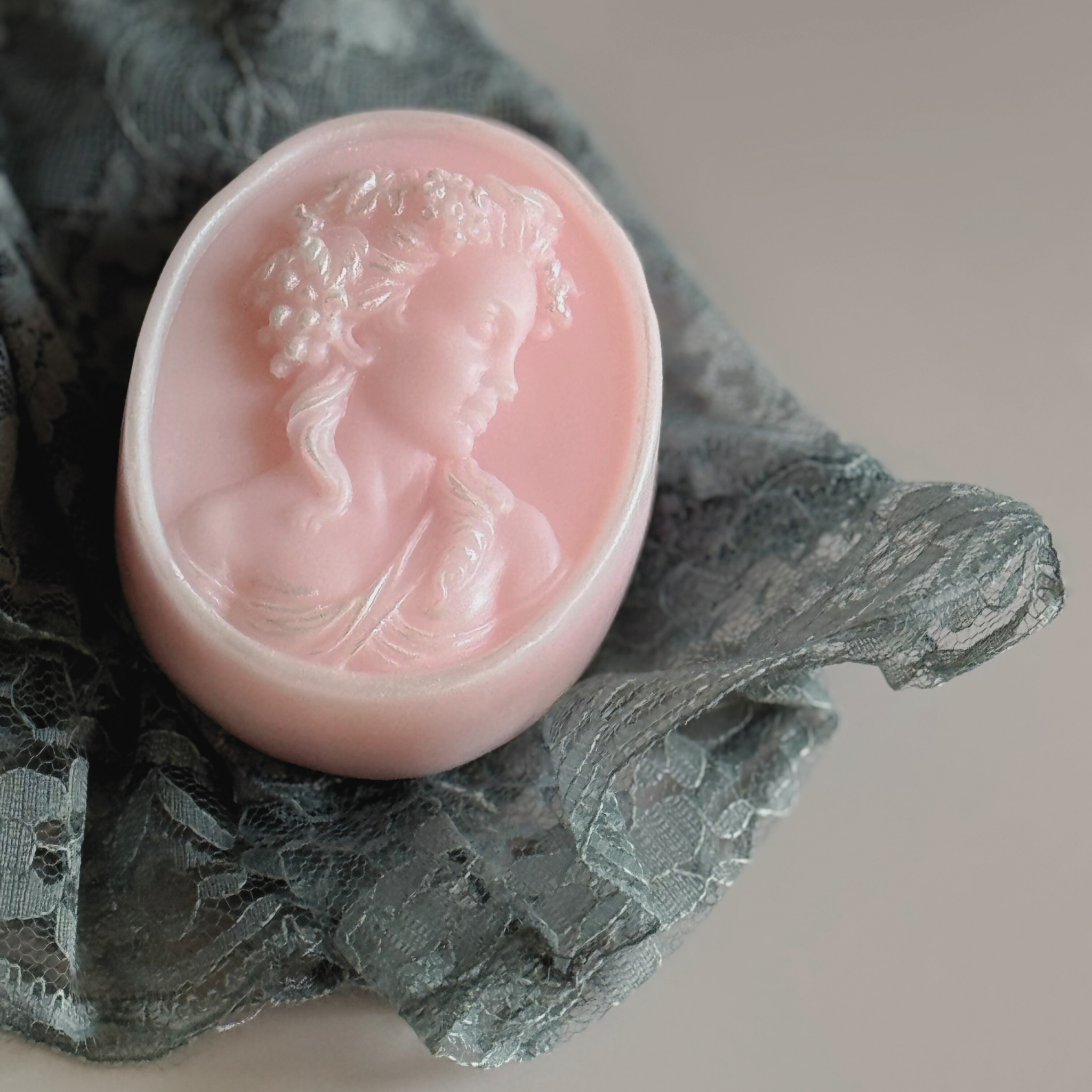 ROSY MUSE