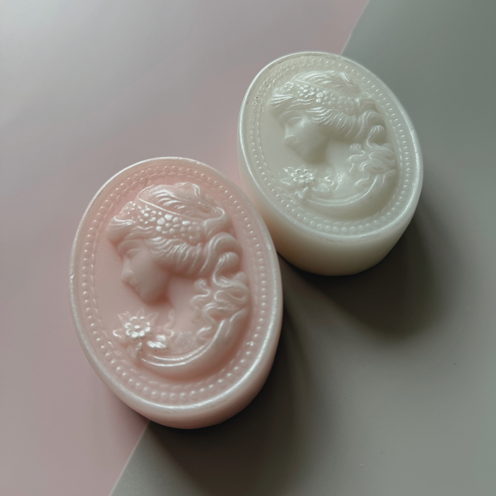 PINK CAMEO
