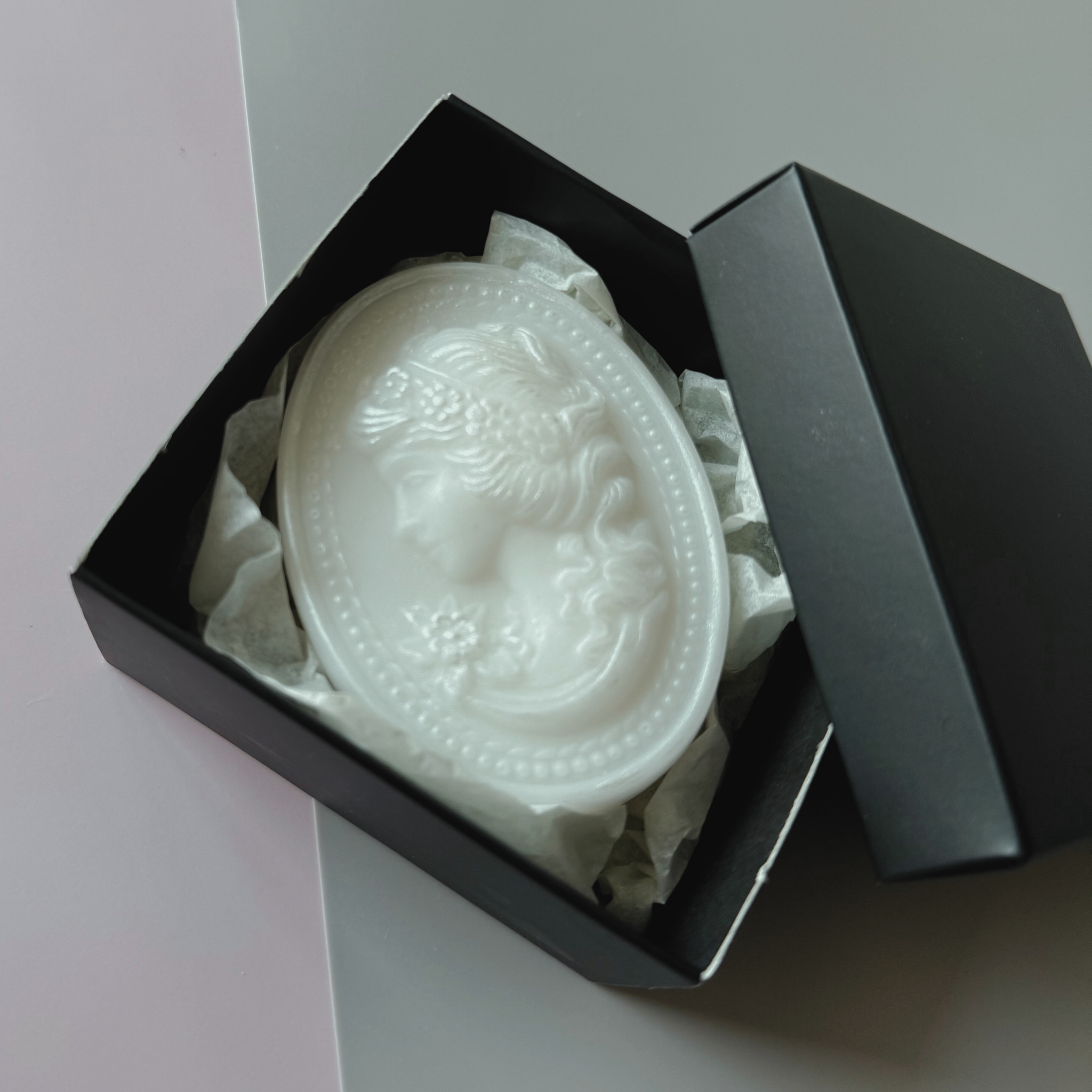 IVORY CAMEO