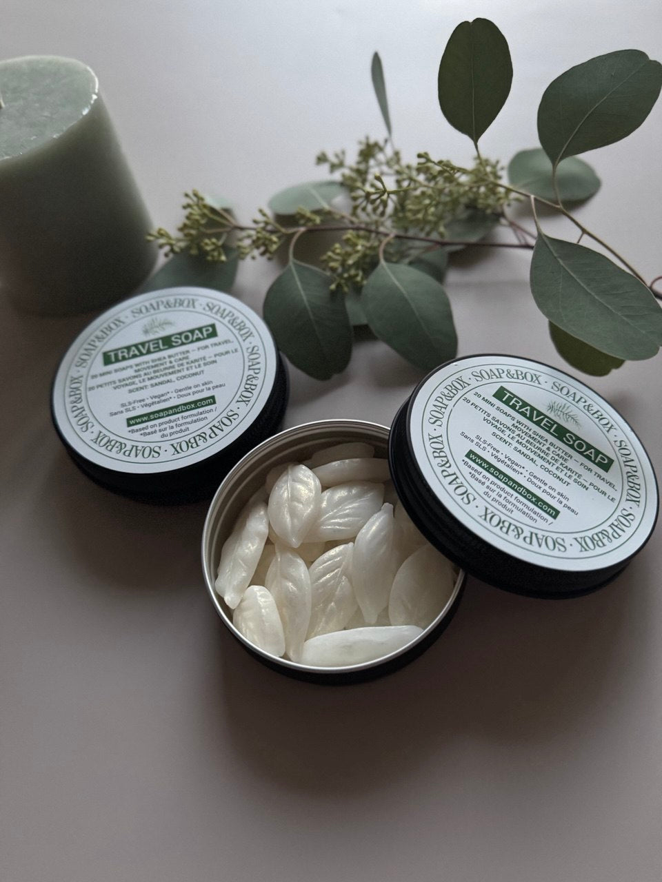 Mini-savons hydratants – faits à la main au beurre de karité pour une peau douce et nourrie.