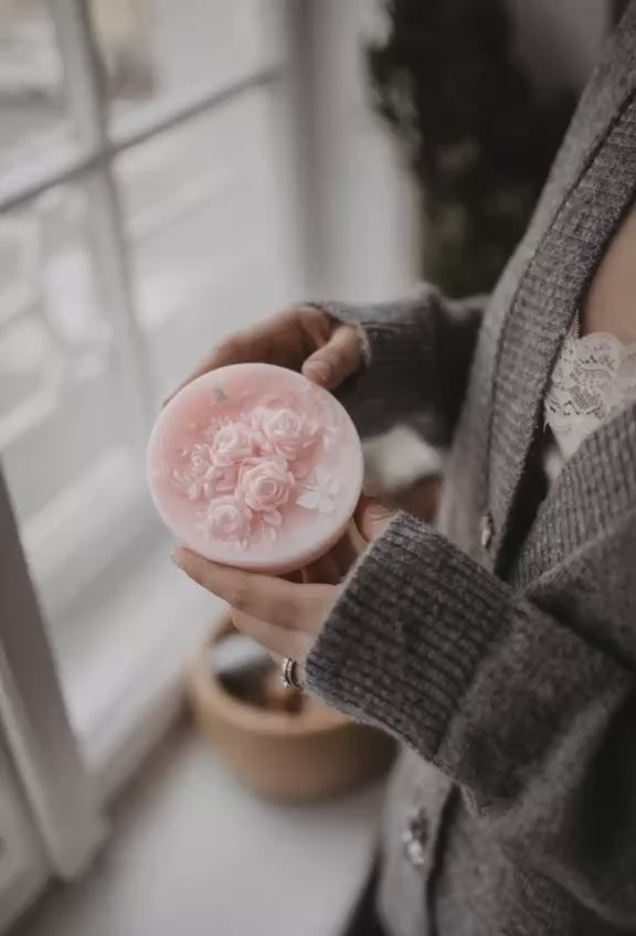 Romantic floral soap – gently cleanses and leaves skin soft and beautifully scented.